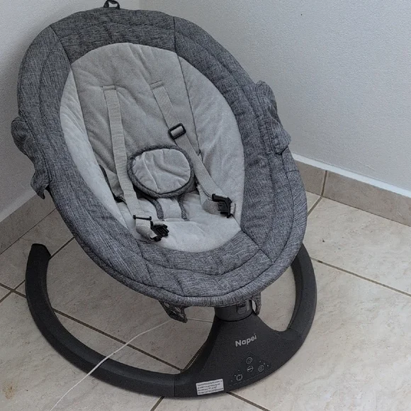 Gray Baby Rocker - Picture 6 of 6